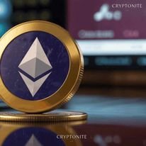 Institutional Selling Pressure Weighs on Ethereum Amidst Altcoin Recovery